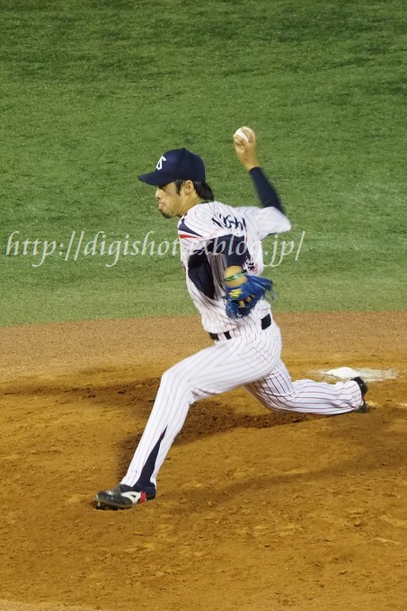 9/16神宮試合編フォト 山田先頭打者ホームラン、飯原逆転2ラン、バレ31号_e0222575_1094360.jpg