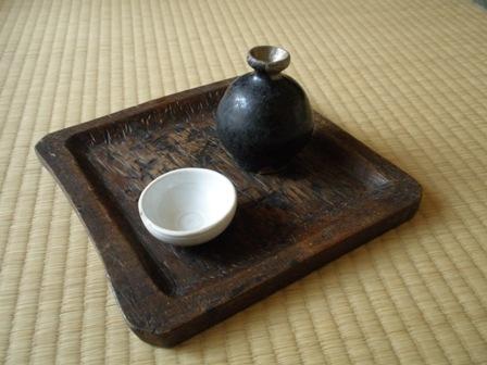 李朝　黒高麗徳利　黒釉　鉄釉 商品詳細 李朝初期 黒釉徳利 | 李朝古民具・和食器販売 土木土木