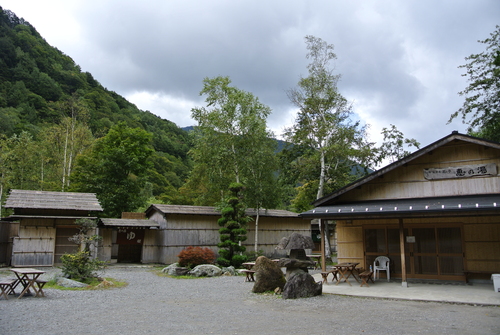  日本の原風景と秘湯をもとめて　　～信州高山温泉郷　その一_d0170835_172626.jpg