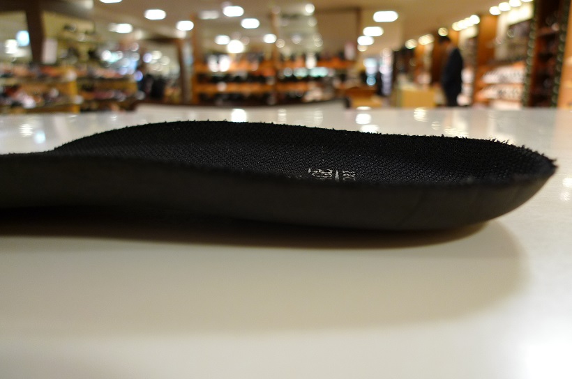 インソールでサイズ調整_d0166598_13452494.jpg