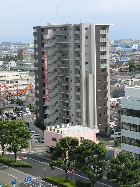 富士市の「まちなか」一等地？のマンションが完成し入居が始まった_f0141310_7472789.jpg