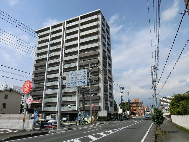 富士市の「まちなか」一等地？のマンションが完成し入居が始まった_f0141310_7481484.jpg