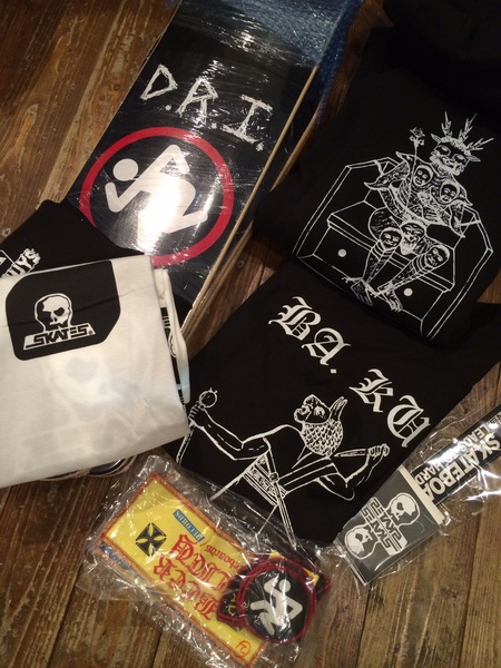 NEW SKATE STUFF ARRIVAL！！＆  ショート ホープ 祝退院！！_e0313723_1432060.jpg