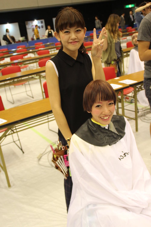 【CONTEST】SPC全国理美容選手権大会-Styling Collection- 関西大会にて、株式会社ハーベンスタッフが優勝&準優勝など10部門において22名が受賞!その競技風景をレポート!_c0080367_14262192.jpg