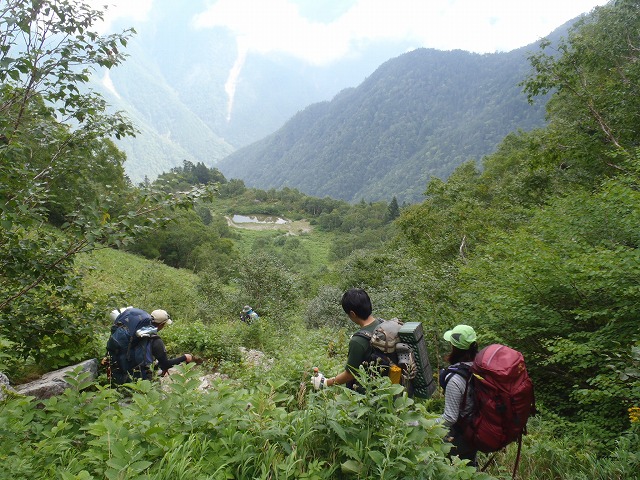 南アルプス 北岳へ~ 山よりグルメの珍道中!(下山~宴会)_c0147398_13403429.jpg