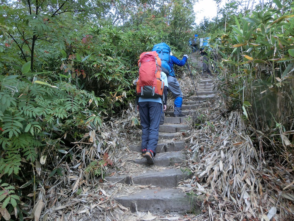 五竜岳～八峰キレット～鹿島槍ヶ岳　一日目_b0124306_16415470.jpg