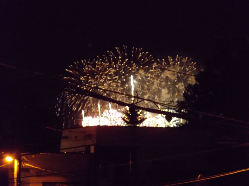 雨上がりの土曜日、夜はモエレ沼芸術花火大会2014_c0025115_21284311.jpg