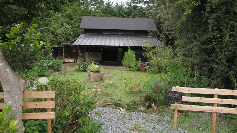 e0202031_2221456.jpg