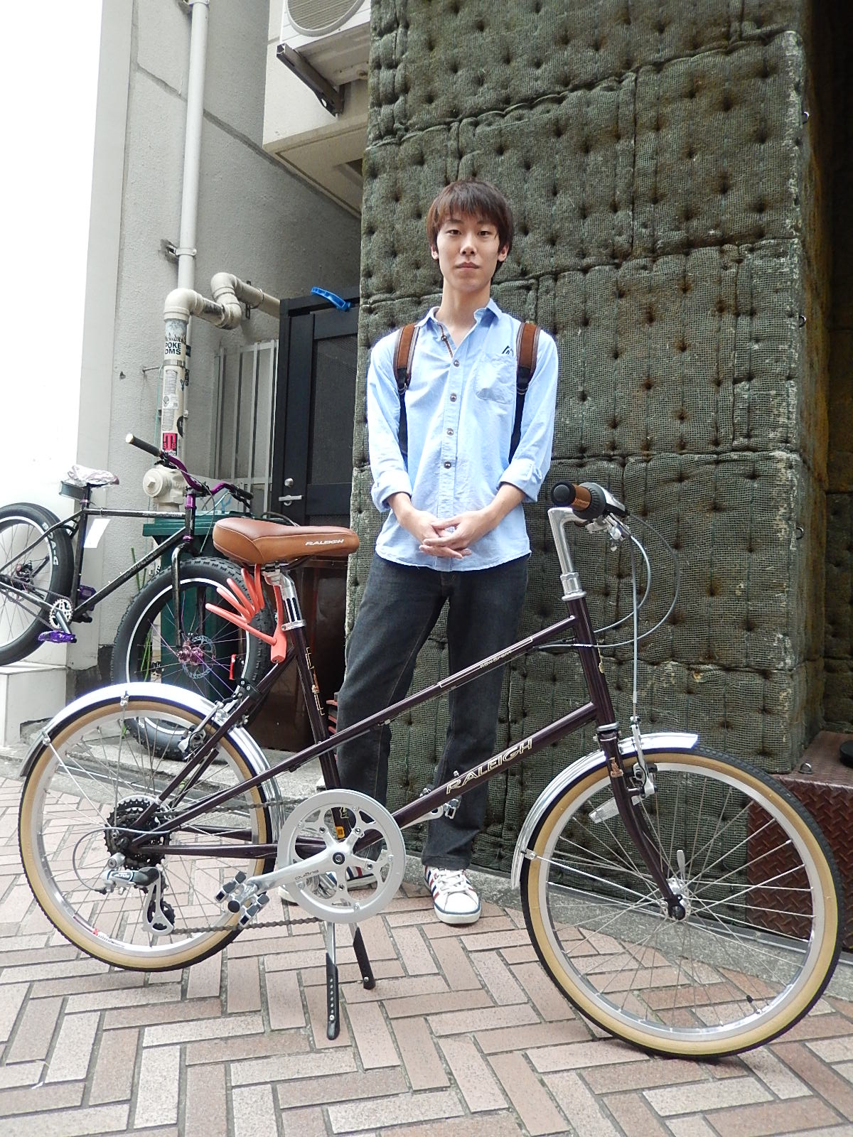 9月20日 渋谷 原宿 の自転車屋 FLAME bike前です_e0188759_12442360.jpg