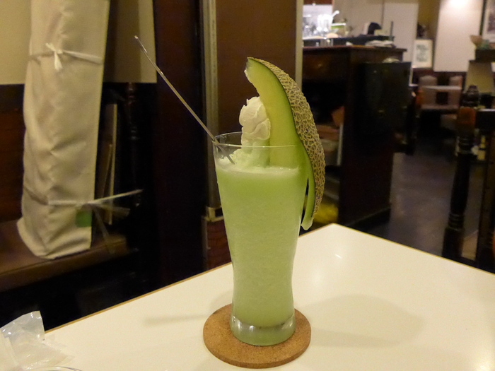 中野「コーヒーショップ アザミ」へ行く。_f0232060_1611251.jpg