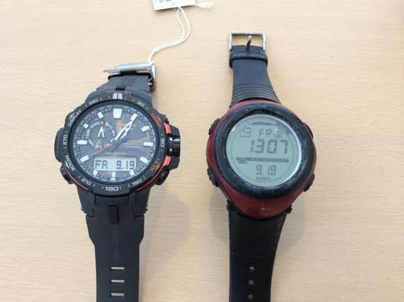 長年の激務 お疲れ様 SUUNTO VECTOR君m(__)m_c0147398_0573189.jpg