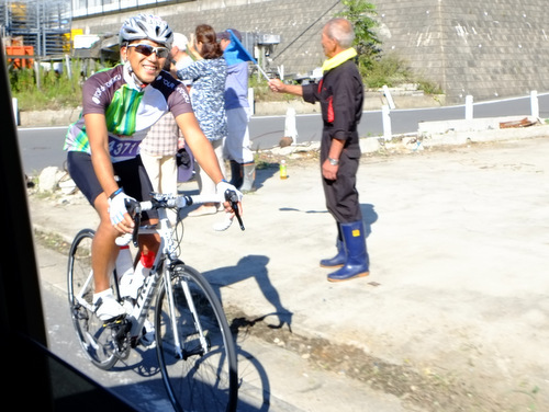 「宮城県・石巻 ツール・ド・東北 参加ライダーの皆さん!」_a0000029_21135349.jpg