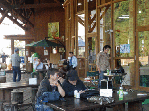 b0098881_22305199.gif