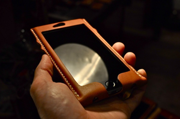 iphone 6 plus leather cover _b0172633_2285723.jpg