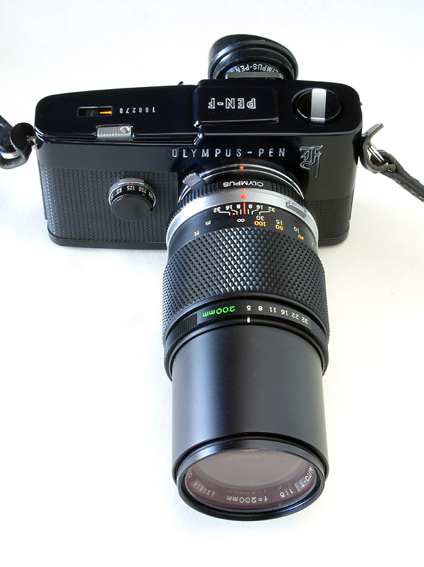 ZUIKO MC AUTO-T 1:5 f=200mm : 鞄の中身 ZUIKO MC AUTO-T 1:5 f=200mm : 鞄の中身