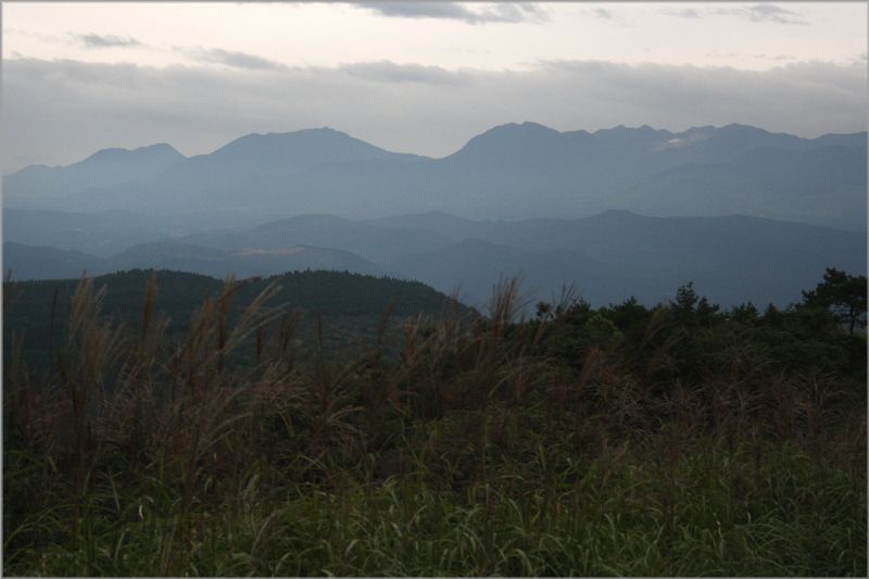 雨の日も又楽し万年山_b0037717_23331282.jpg