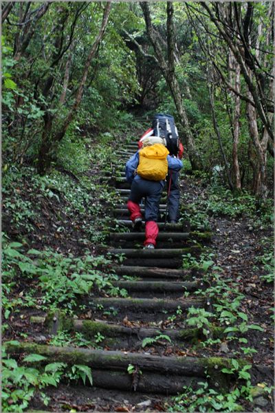 雨の日も又楽し万年山_b0037717_238197.jpg