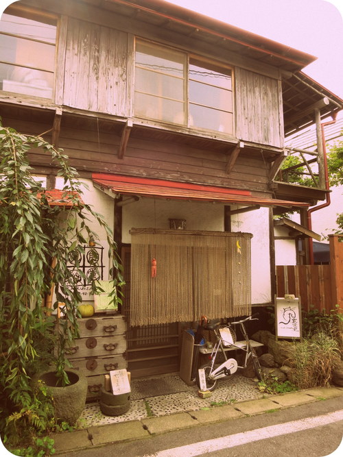 f0236260_2138366.jpg