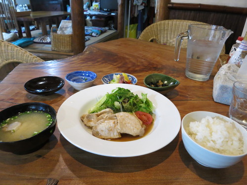 f0236260_23414531.jpg