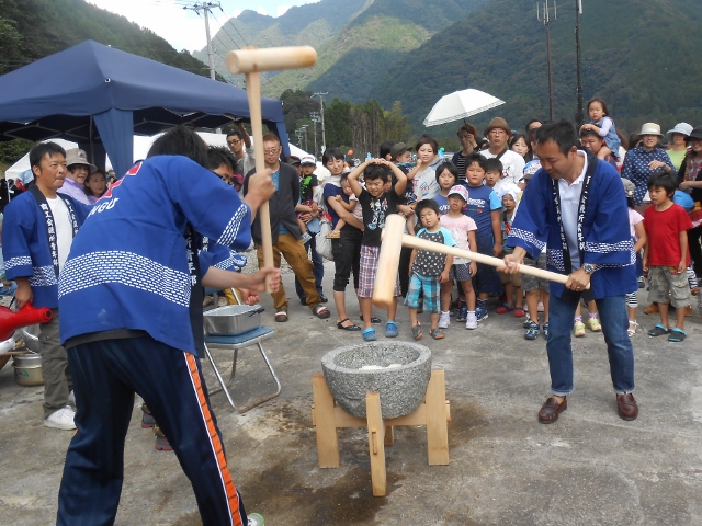 熊野川町の道の駅であった「コスモスまつり」に行ってきたよ_f0123576_22475558.jpg