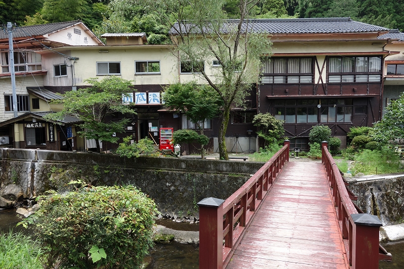 九重の秘湯―川底温泉・法華院温泉・長者原温泉・筌の口温泉―_d0116009_862524.jpg