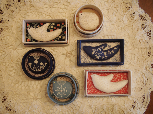 yuka moonさん 「ブローチ!ブローチ!ブローチ!」出展者のご紹介7。_e0060555_1244131.jpg