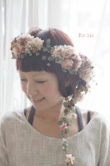 14 9 24 アンティークピンク アシンメトリー花冠とショートボブの花嫁さま プリザーブドフラワー Ro Zic Die Floristin