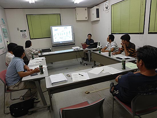 第1回トマト講習会_d0247345_11374040.jpg