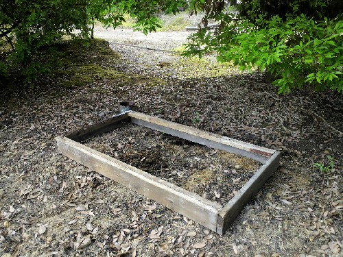 木枠づくり 北陸の空の下で 庭畑