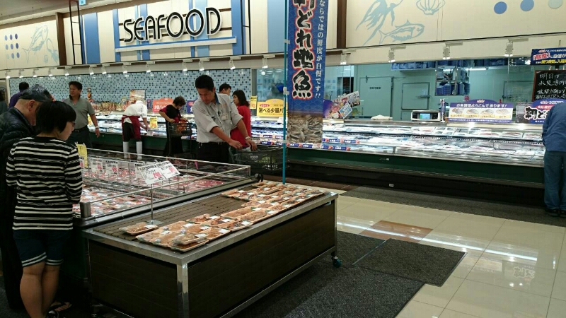 アルビス氷見店グランドオープン_d0183392_2037751.jpg
