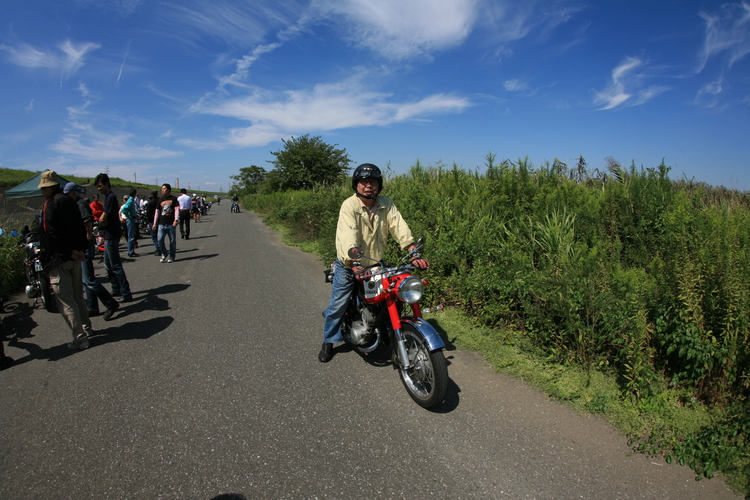 9月21日の「旧式バイクで集まろう 」_d0326610_033374.jpg