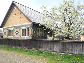 どこか懐かしい東欧カラーの帽子たち_a0017350_05251166.jpg