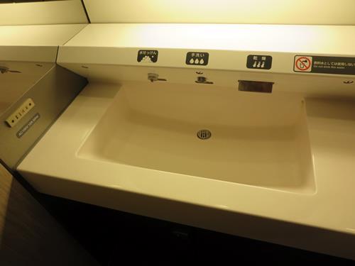 【青森・弘前りんご旅】最終回 はやぶさで帰宅_c0042960_17232579.jpg