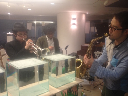 不思議なイキモノ_b0023663_16232021.jpg