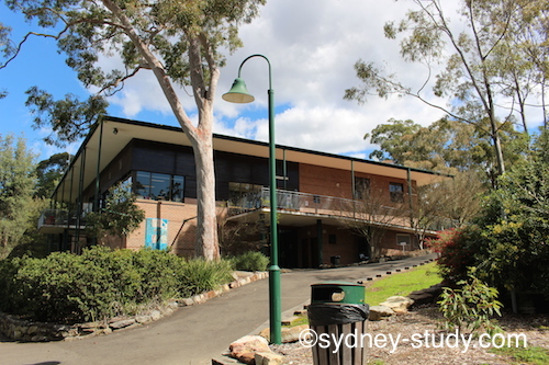 自然に囲まれた良い環境でシドニー高校生活を The Hills Grammar School オーストラリア留学ならまずはシドニー留学