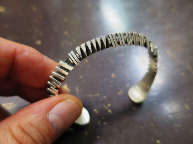 TOP ARTIST Indian Jewerly ・・・ Steven Begay 、Isaiah Ortiz 、Michael kirk 、etc..._d0152280_22274991.jpg