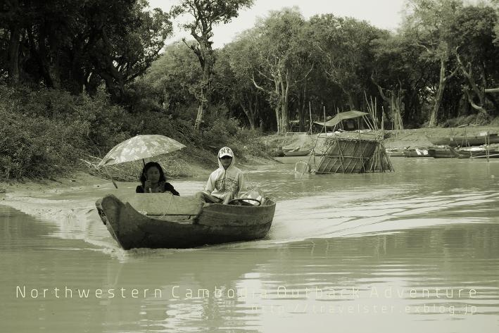 湖の水かさが10m増減する集落へ行く - Kampong Phluk -_b0108109_10565573.jpg