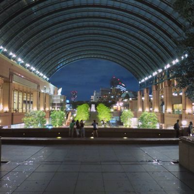 こっちからと、振り向くと、の写真_c0060143_22565572.jpg