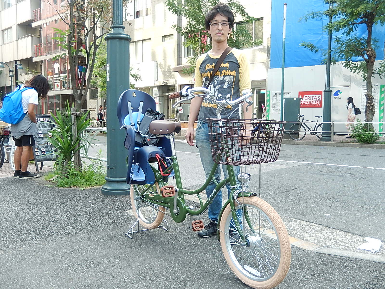 9月27日　渋谷　原宿　の自転車屋　FLAME bike前です_e0188759_16212792.jpg