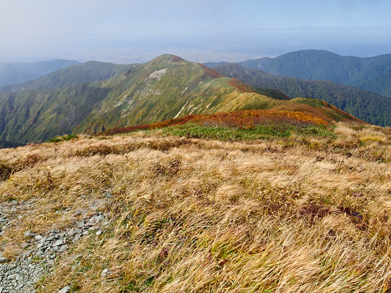 好天の和賀岳_e0220071_2113499.jpg