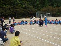 稲刈り体験(月光原小・西根小)_d0247484_1349576.jpg