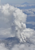 b0035391_18521880.jpg