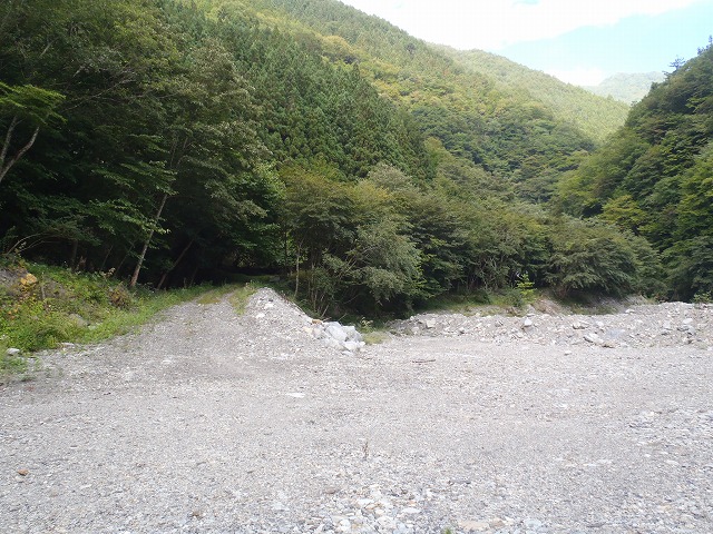 白峰南陵 地味だけど超キツイ笹山ダイレクト尾根!_c0147398_19363950.jpg