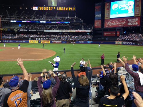 From Queens,NYC 2014 @Mets 行って来ました♬　全員メッツファンに感激＆興奮　→　_b0032617_3125643.jpg