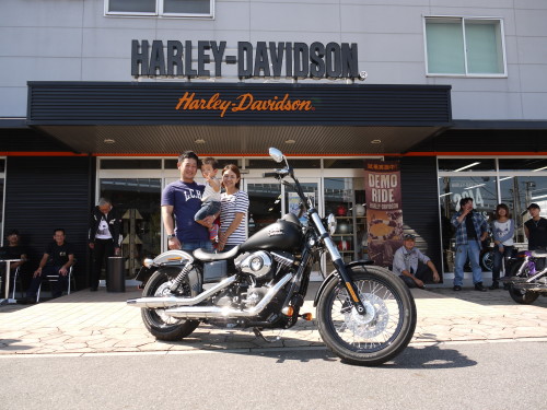 FXDB、賑やかに納車です!_b0317459_19072280.jpg