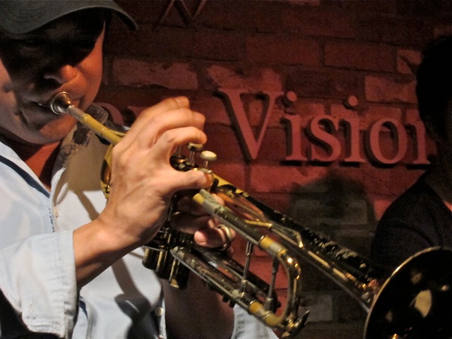 「次ナルJAZZ問答」本田珠也 編、気持ちよし!_d0244370_0584971.jpg