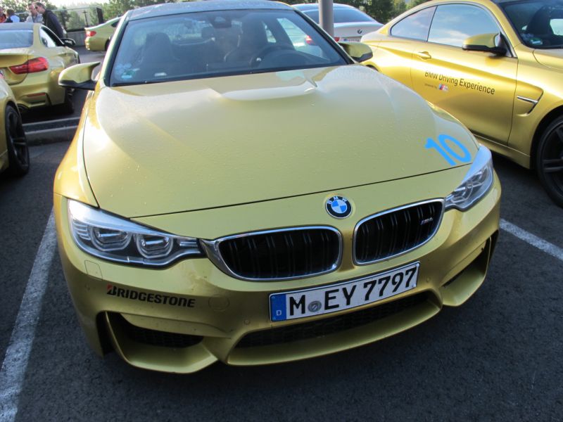 スバルの商品戦略を考察する その2 (BMWのM4から学ぶ)_f0076731_20595047.jpg