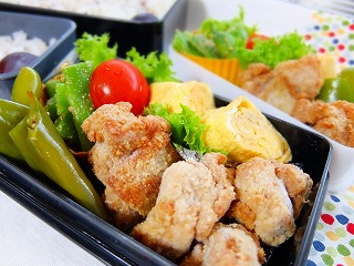 2014.9.29　いつものお弁当_e0175443_8461135.jpg