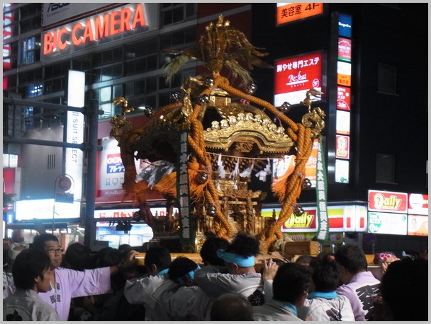 御嶽神社例大祭＆ふくろ祭り（クイチャーパラダイス）_a0086270_0583175.jpg