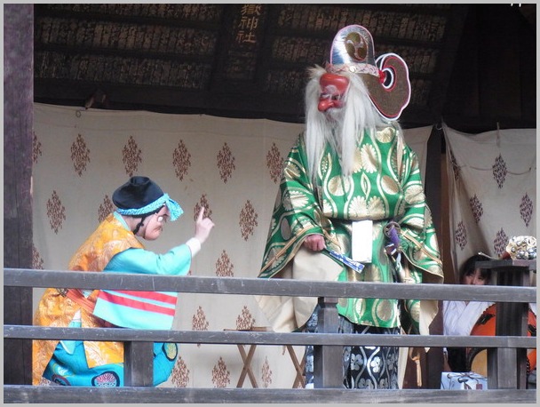 御嶽神社例大祭奉納御神楽_a0086270_083748.jpg